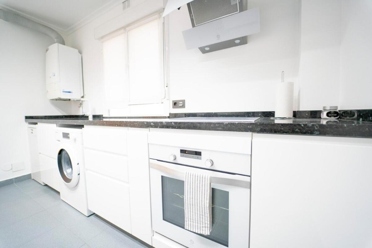 Apartamento Avenida De Castilla Gijón Kültér fotó